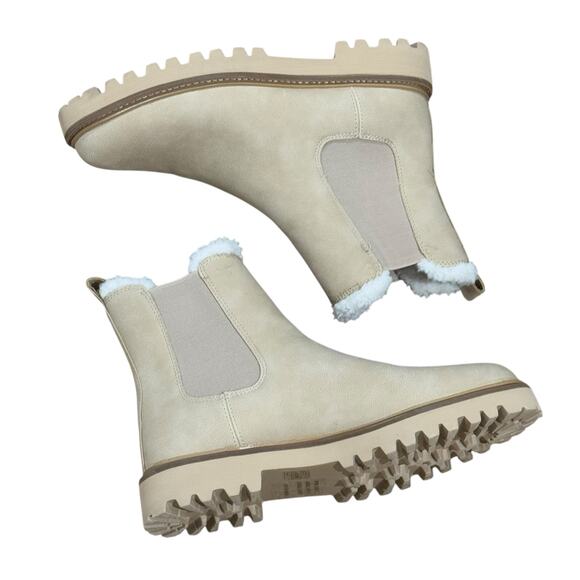 J. Crew Synthetic Upper Lug-Sole Chelsea Boots Round Toe Natural Size 9.5 NWOB - Picture 4 of 12